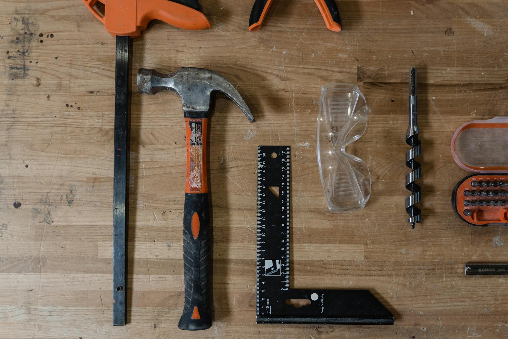 10 Essential Tools Every Handyman Should Have